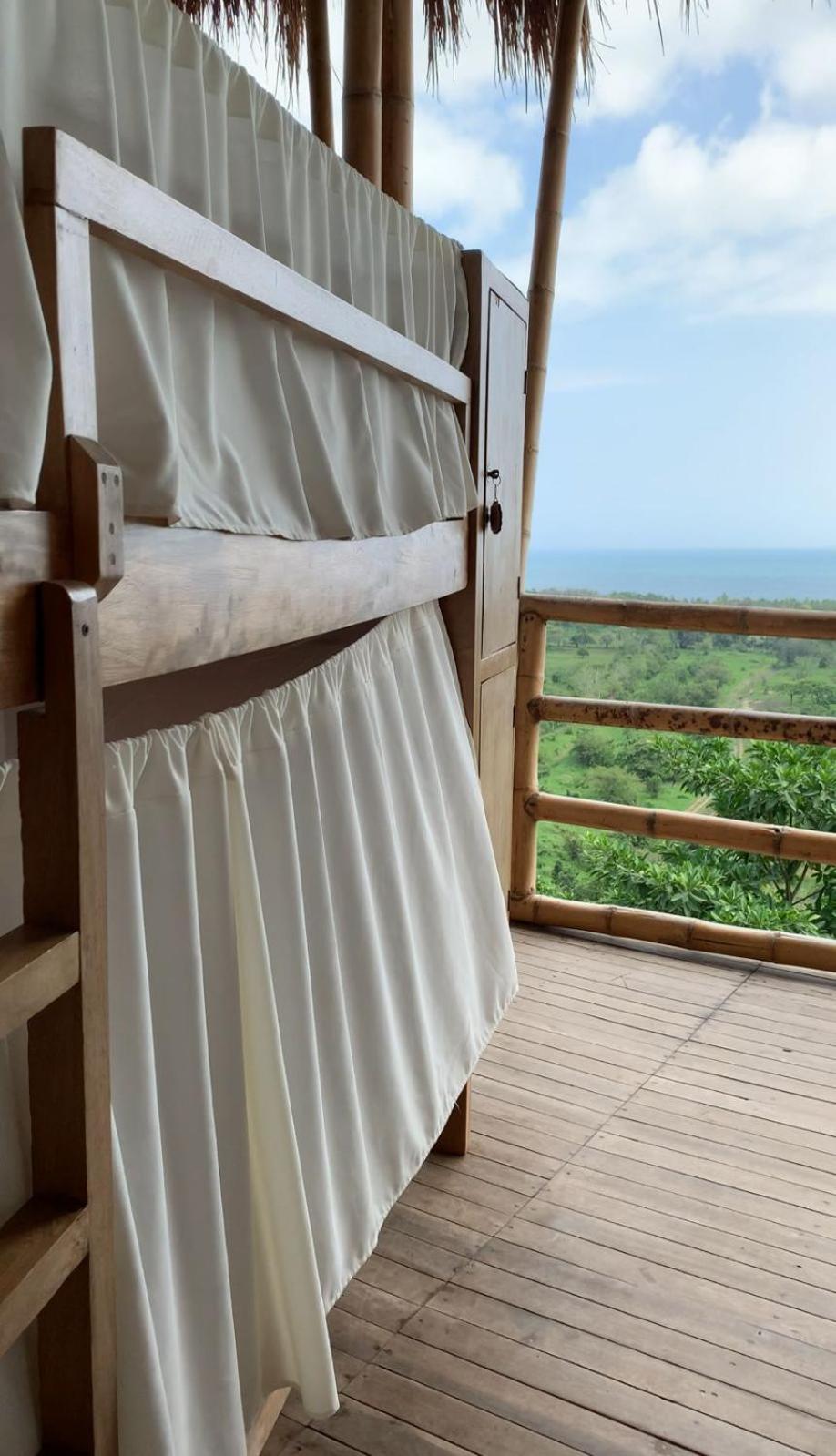 Niuwi Hostel Буритака Екстериор снимка